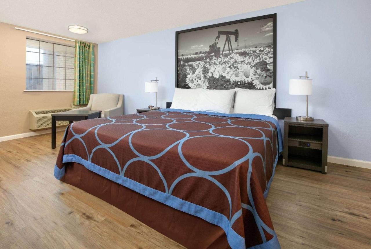 Hotel Super 8 By Wyndham Victoria - South - Hwy 59 Exteriér fotografie